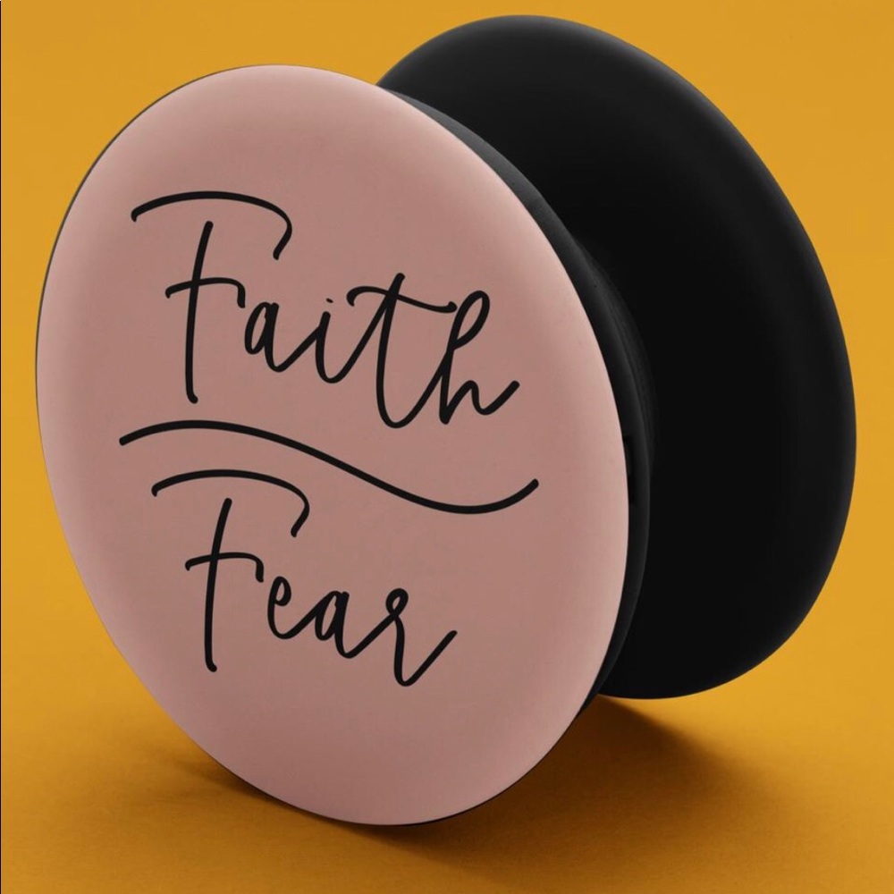 “Faith over Fear” Pop Socket